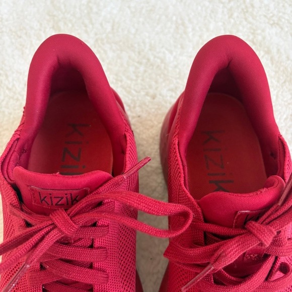 Kizik Hands Free Red Mesh Sneakers Athletic Shoes Women's Size 7 Wide - Picture 3 of 9